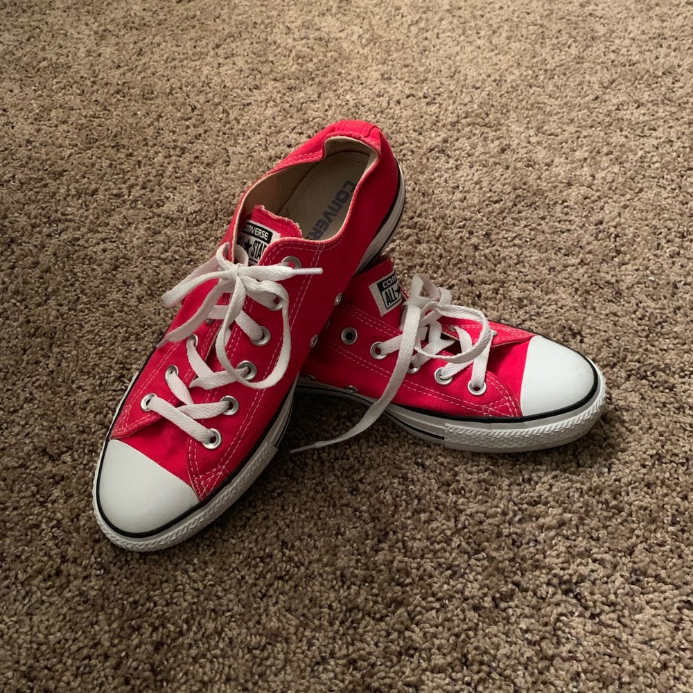 Red converse!